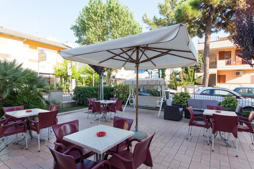 Hotel Gabry Cervia Dış mekan fotoğraf