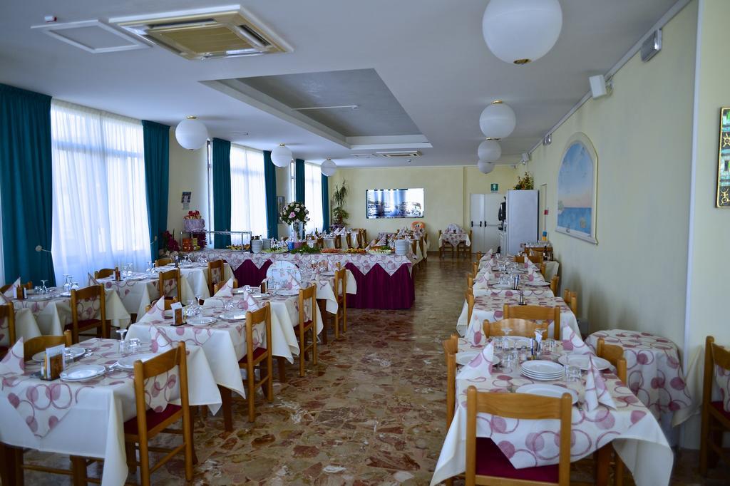Hotel Gabry Cervia Dış mekan fotoğraf