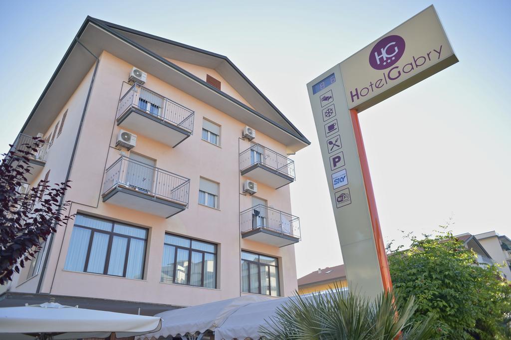 Hotel Gabry Cervia Dış mekan fotoğraf